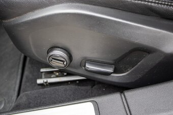 Volvo V60 D3 A/T / 110kW / A8 / 2020 - 11