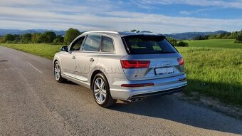 Audi SQ7 4.0 TDI 435k full. matrix. natacanie zadnych kolies - 11