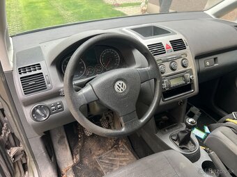 Predám VW Touran Facelift 1T2 1,4TDi 110kW poškodený motor - 11