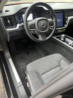 Volvo V60 B4 Core A/T B4 145kW diesel - 11