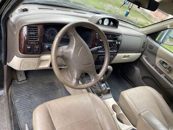 Mitsubushi pajero sport 3,0 benzín +plyn - 11