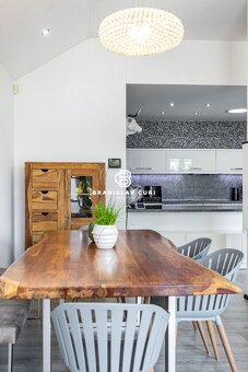 6 IZBOVÝ BUNGALOV S BAZÉNOM V KRÁSNEJ NA BREHU - 11