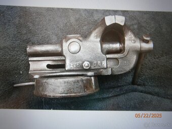 Menší svěráky - 11