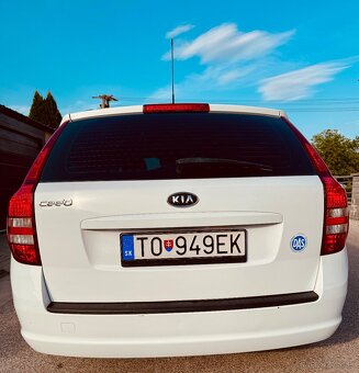 KIA Ceed - 11