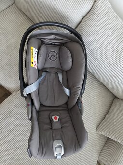 CYBEX Cloud Z i-Size Vajíčko+ zakladna - 11