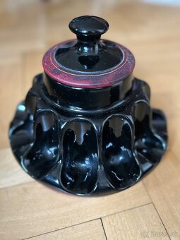 Sada: Keramický stojan a odklepávač na fajky - 11