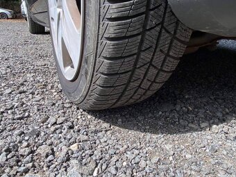 Ford Focus C-Max Trend 1.8i 92kW klimatizace el.ok - 11