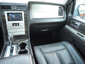 Lincoln Navigator 5,4i V8 24V Aut. LPG 7.míst 2007 - 11