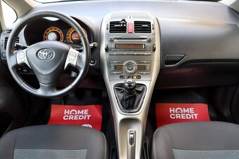 Toyota Auris 1.6 I Dual VVT-i Lux - 11