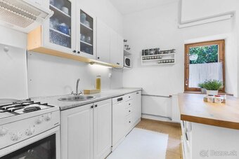 3–IZB. RD. V HISTORICKOM CENTRE SVÄTÉHO JURA - 11