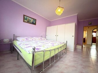 PREDAJ 6 izb DOM NEMŠOVÁ s pozemkom 329 m² - 11
