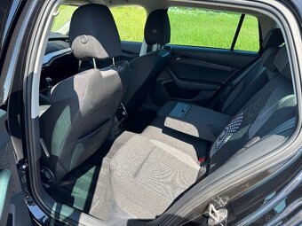 ŠKODA OCTAVIA COMBI 2.0 TDI - 11