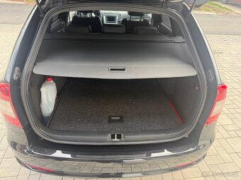 Škoda Octavia Combi RS 2,0 tfsi - 11
