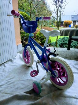 Bicyklík s pomocnými kolieskami - 11