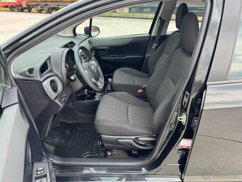 Toyota Yaris 1.0 VVTI Benzin 2013 99.000 km nová STK a EK - 11