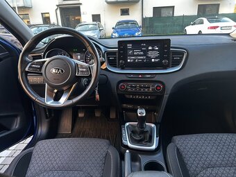 Kia Ceed SW 2021 1.4 T-GDi + LED - 11