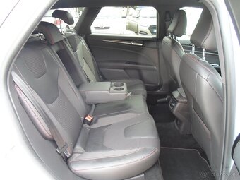 Ford Mondeo Combi 2.0 Hybrid ST-Line 187k eCVT automat - 11