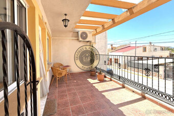 Apartmán 3+1 s terasou a bazénom Daya Nueva-Alicante, Španie - 11