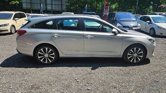 Hyundai I30 kombi 1.4 T-GDI DCT automat STYLE NAVI 98 tkm - 11