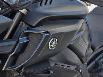 Yamaha mt10 - 11