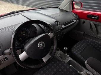 VW New Beetle - 11