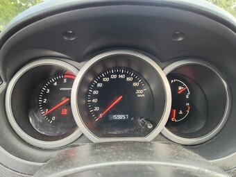 Suzuki Grand Vitara 1.9DDiS 4x4 - 11