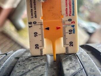 Letné originál VW 215/55 R17 5x112 - 11