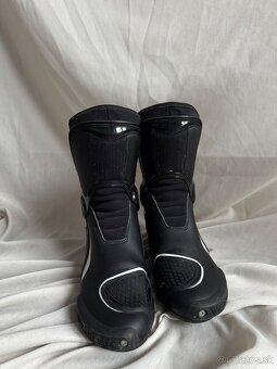 Dainese oblečenie, obuv, prilba AGV K5 - 11