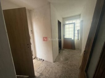 Na predaj rodinný dom v pôvodnom stave vhodný na rekreáciu-  - 11