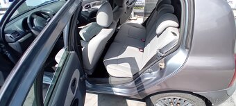 RENAULT CLIO FAIRWAY 1.2i 43KW 2006 KÚP.SK.2.MAJ.SERV.KŇIŽK - 11