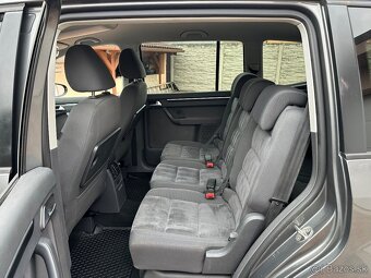 Volkswagen Touran 2.0 TDI 125kw s automatickou prevodovkou D - 11
