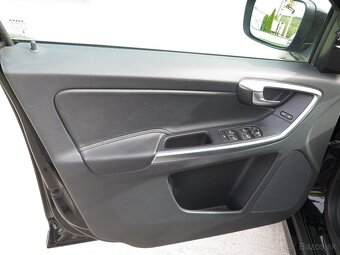 VOLVO XC60 2.0D 4WD - 11