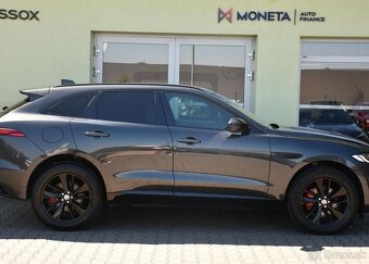Jaguar F-Pace D200 AWD R-DYNAMIC ZÁRUKA PANO 150 kw - 11