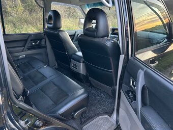 Mitsubishi pajero - 11