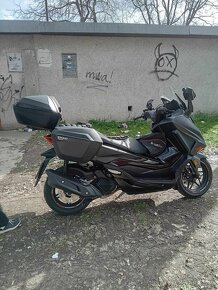 Držáky kufru Shad Sh23 na Honda Forza 125 300 350 Honda ADV - 11
