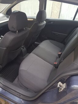 Opel Astra - 11