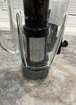 Philips Pure Essentials Collection Mixér HR2084/90 kuchynský - 11