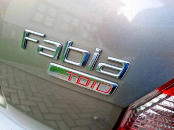 Škoda Fabia 2 1,9TDI 77KW 105"PS  FULL NADUPANÁ VÝBAVA - 11