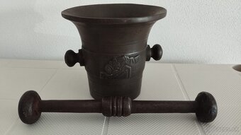 Starý válečný litinový mažiar s dělom a rokem 1914-1917 +tlo - 11