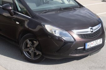 Opel Zafira Tourer - 11