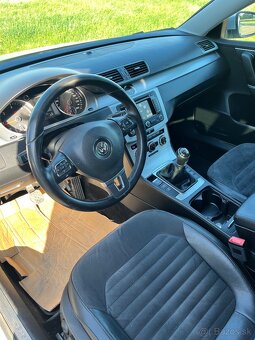 Predám VW Passat 2.0 TDI B7 - 11