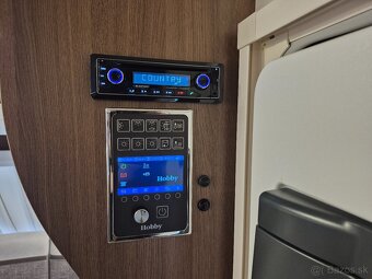 Obytný přívěs Hobby Prestige 720 KWFU - 11
