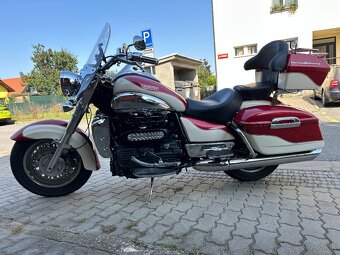Triumph Rocket III, Touring 2.3i - 11