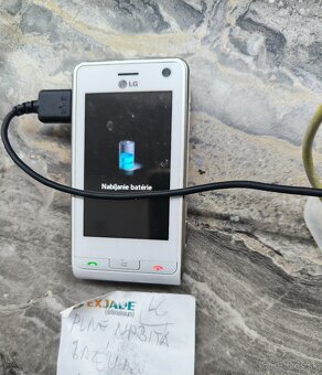 Predám rôzne mobily aj s príslušenstvom LG, Samsung, 8-10e - 11