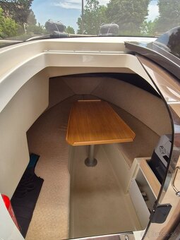 Predám Motorový čln Galia 630 sundeck s Honda BF200 - 11