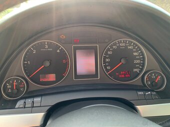 Audi A4 B7 S-line 2.0 TDI (103kw) - 11