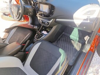 Lada Vesta Cross - 11