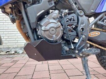 Yamaha Tenere 700 kryt motora - 11