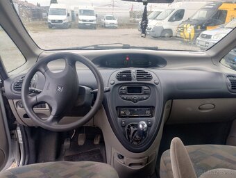 Citroën Xsara Picasso 2.0 HDi SX - 11