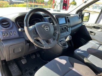 Opel Vivaro 1.6 CDTI BiTurbo 9 miestny - 11